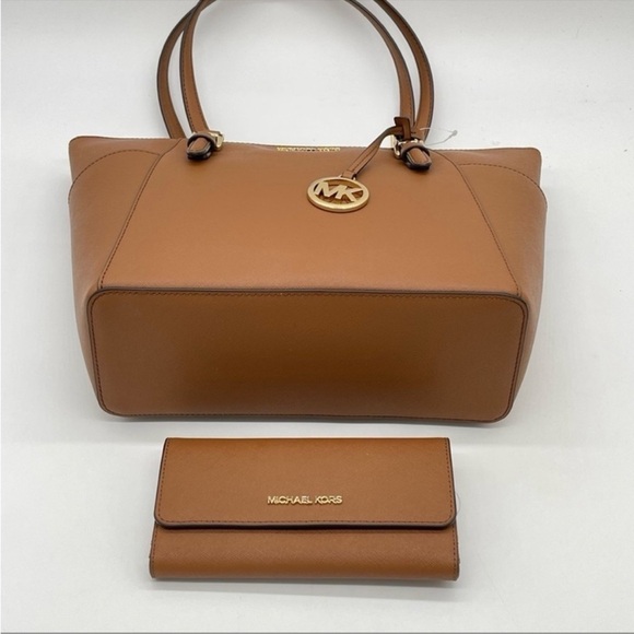 Michael Kors Large Charlotte Tote Bag & Large Trifold Wallet Luggage Brown - Picture 5 of 13